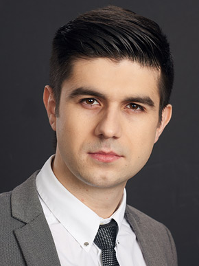 Руслан Коршунов